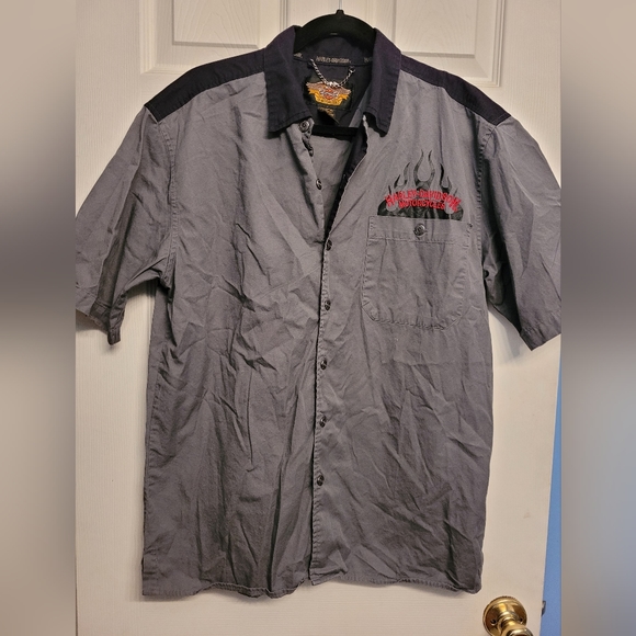 Men's Short sleeve Button down Harley Davidson Shirt  size medium - Picture 1 of 4